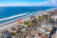 On the sand! Cozy spot with pets welcome!