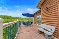 Stellar Retreat next to SDC and sits on Table Rock Lake!