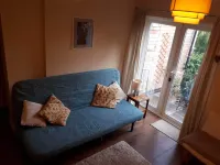 £85/night cosy annex in the beautiful  suburbs of Nottingham. Close to shops! Hoteles en Gedling