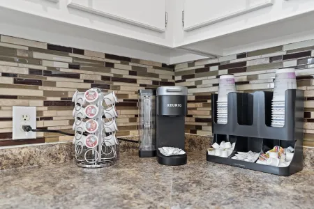 5BR Group Getaway, Pet-Friendly Ideal for Weddings Отели в г. Паркер