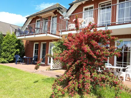 1-A-Location/Unobstructed View of the "GROSSER Jasmunder BODDEN"/Pure Nature Отели в г. Загард