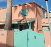 Our vacation home is located on the promenade & on the beach of Gruissan.