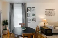 Downtown & Campus Wifi with Netflix 2Br 1Ba