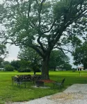 New Rustic Retreat, Firepit & Games, Hiking,Boating & Fishing near Lake Rathbun
