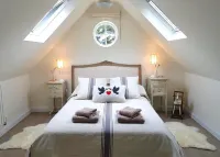 Cotswold Luxury, Cirencester, walks, pubs, shops