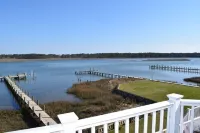 Mermaid Manor-Water Lovers Paradise