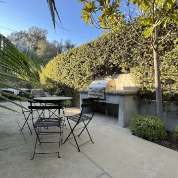 Styled Montecito Cottage in Quiet Neighborhood