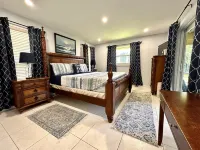 Coastal Casa~Walk to Beach~Pet Friendly~Boat & Golf Cart Rentals~3BR/2Bath
