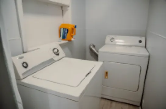 Charming Oak Hill Getaway Near the New River Gorge