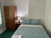 Spacious semi detached house Hotels near Ramsdale hide