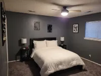 Cozy 3 Bedroom house with Pool Spa and Game Room Hotels in Corrales