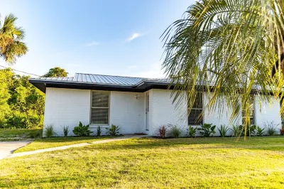 Cute Apartment Close to Frank Brown Park, Pier Park, and 5 Blocks from the Beach Hotels in der Nähe von Gulf Crest Condominiums