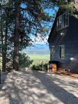 The Cozy Clifftop View, LLC