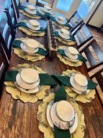 Largest Cabin Available for Rent in Cucahra! 26+