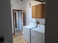 Calamity Jane's Hideaway 1-Bedroom, 1-Bath, Huge Deck, Close to Main Street