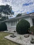 Luxurious Marilyn’s Mansion in the heart of Springfield!