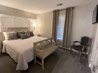 Minutes to 76 Strip-Full Resort Amenities-Inside/Outside Pools, Pond View