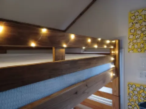 The Tiny House Experience, at That Treasure House .. 2 Bed Loft & 1 Bath