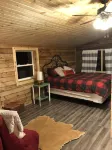 Rustic log cabin in the beautiful Wyoming Black Hills!