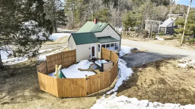 Welcome to the Z E N Smith's Red Apple Farm附近的飯店