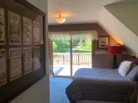 Perfect Grand Marais Get-Away! Pictured Rocks, snowmobile trails, beaches, etc