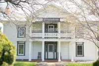 Entire Farm House: Rustic, Classic, Perfect