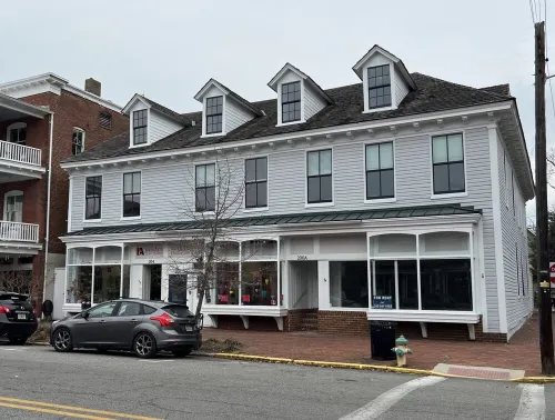 Newly restored apartment in the heart of Chestertown