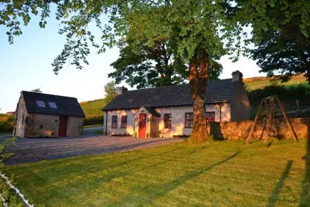 Mc Courts Cottage, Mourne Mountains