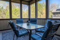 Family Canyon Lodge ~ Large Gathering Place