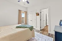 Spacious Bdrms ~ Sleeps 8 ~ Near Acu ~ Summer Savings ~ Pond ~ Playground ~ Pets