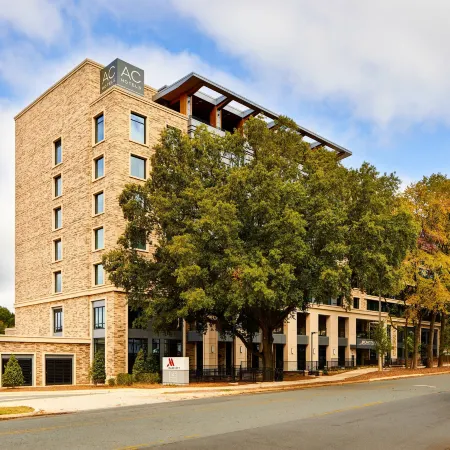 AC Hotel Charlotte SouthPark Отели рядом с достопримечательностью «Торговый центр SouthPark»