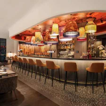 Renaissance Brussels Hotel Отели в г. Иксель