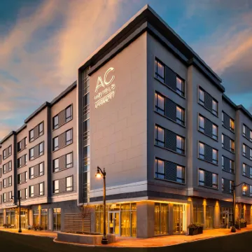 AC Hotel Portsmouth Downtown/Waterfront Hoteles cerca de USS Albacore Museum