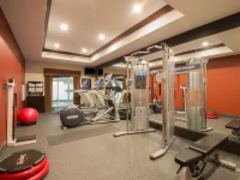 ハンプトン イン キングストン アルスターのホテル