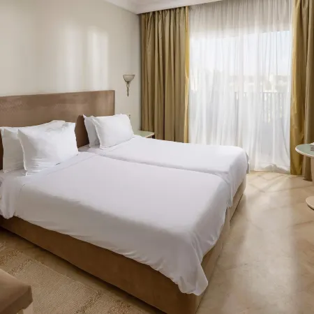 Verdi Tunis Beach Resort Отели в г. Гаммарт