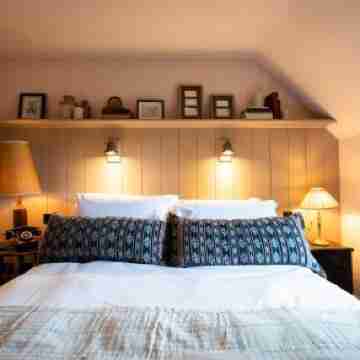 Royal Oak Ramsden Rooms