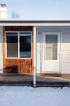 O'Malley View- private unit on quiet street near Campbell Creek greenbelt - Apartments