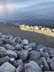 Cozy  studio style space with AC and WiFi on  beautiful Cottonwood Lake Hotels in 