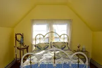 C'mon summer Hotels in Georgetown