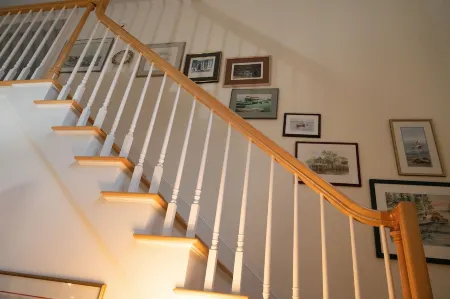 Rudman's Retreat. Deep waterfront 2 Bedroom home with spectacular sunset views.