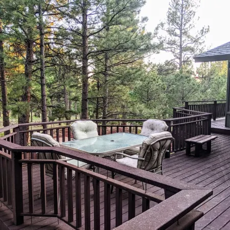 *Peace+Pines Paradise* - Cozy Luxury in the Forest
