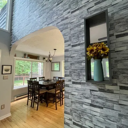 Private & pet-friendly mountain escape with fenced-in yard ✺ 2 miles to resort