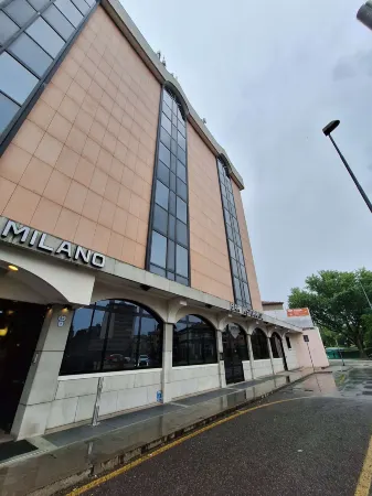 Sure Hotel by Best Western Milano Отели рядом с достопримечательностью «Ботанический сад Падуи»