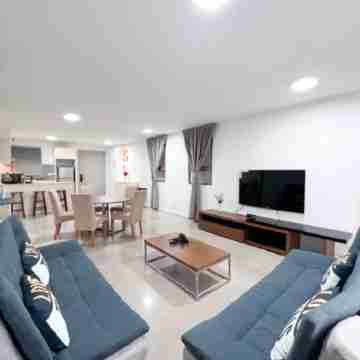 Bintang Fairlane by Manhattan Group Others