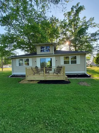 LakePointe Shores #9 Tranquil 3 bedroom cottage, enchanting Madison on the Lake