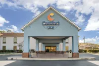 Comfort Inn Hotel dekat University of West Alabama