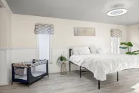 Oasis on the Gulf, screened pool, sunset, kayaks! Hotels in Hernando Beach