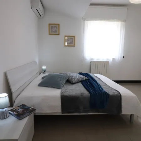 Casa Minerva — Beautiful Holiday Home with Sea & Castle View in the Heart of Otr