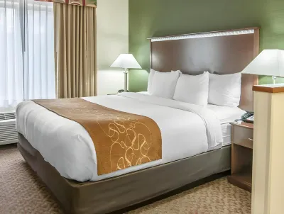 Holiday Inn Express & Suites Hood River