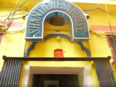 Shanti Guest House Hotels near Manikarnika Ghat